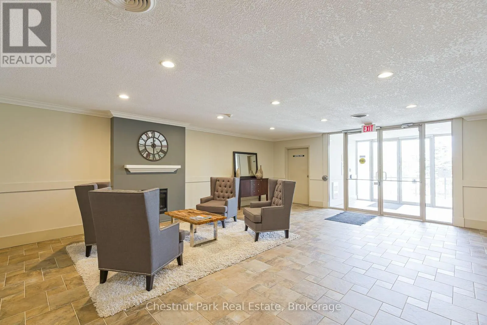 208 - 27 BEAVER STREET #208