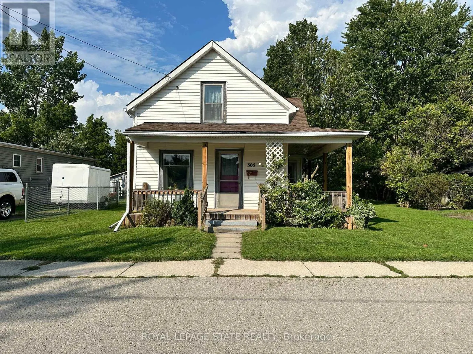 305 NORTH CAYUGA STREET W