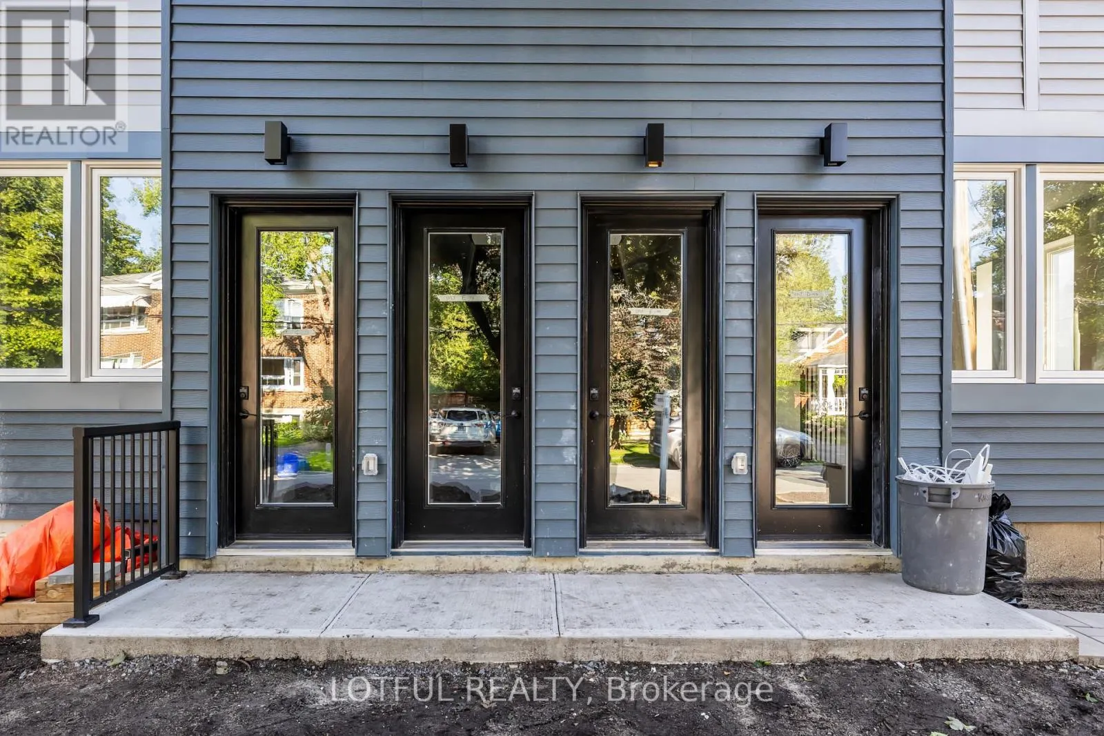 B - 516 TWEEDSMUIR AVENUE