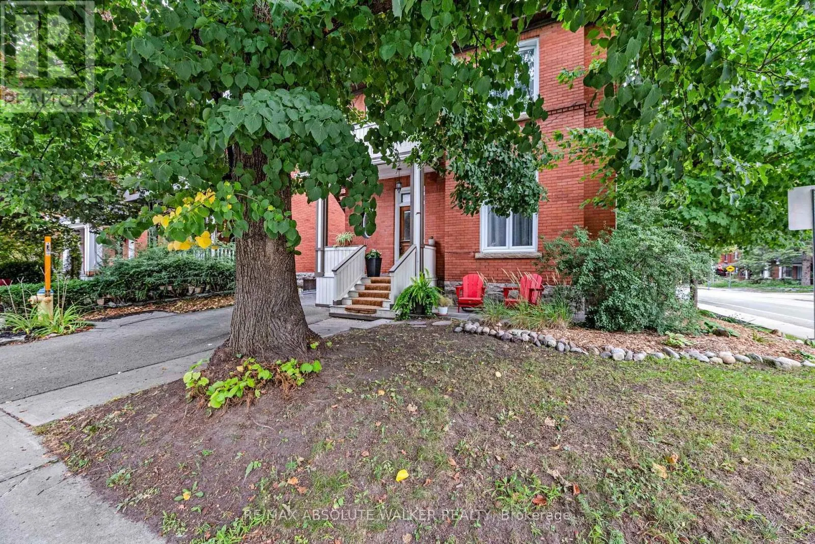120 STRATHCONA AVENUE