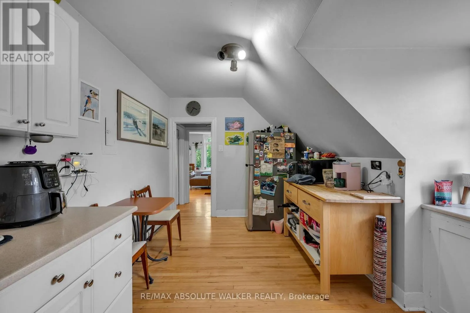 120 STRATHCONA AVENUE