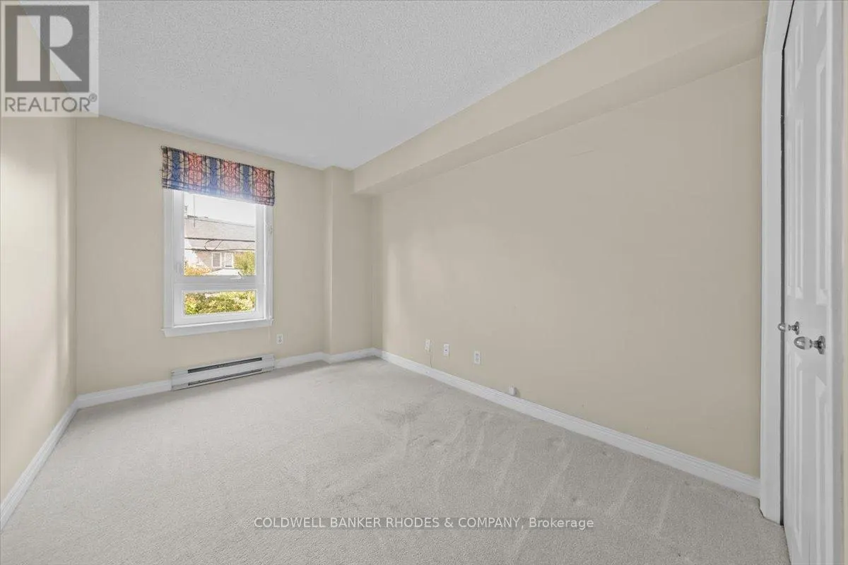 205 - 939 NORTH RIVER ROAD