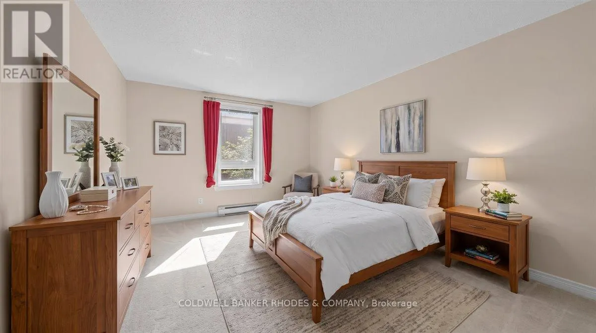 205 - 939 NORTH RIVER ROAD