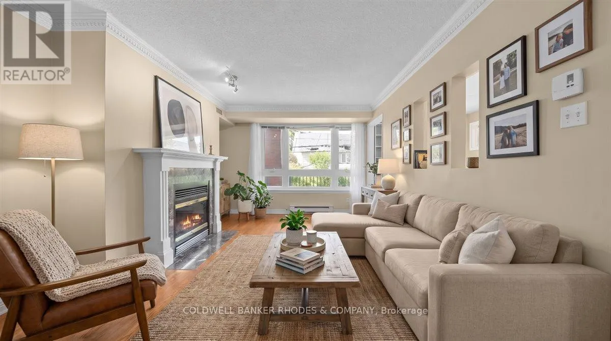 205 - 939 NORTH RIVER ROAD