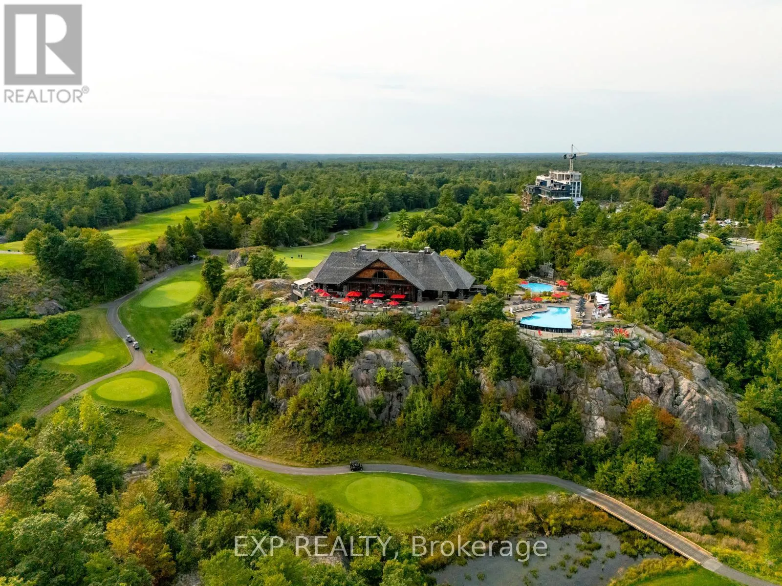 102 - 120 CARRICK TRAIL
