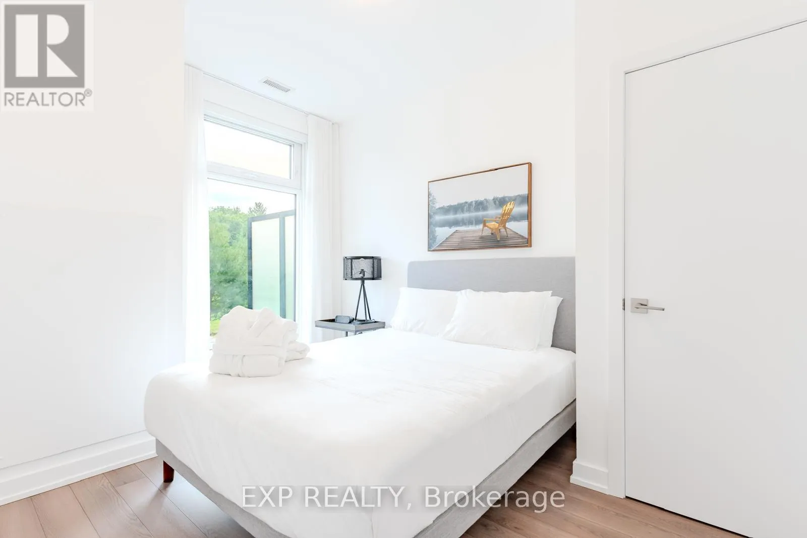 102 - 120 CARRICK TRAIL