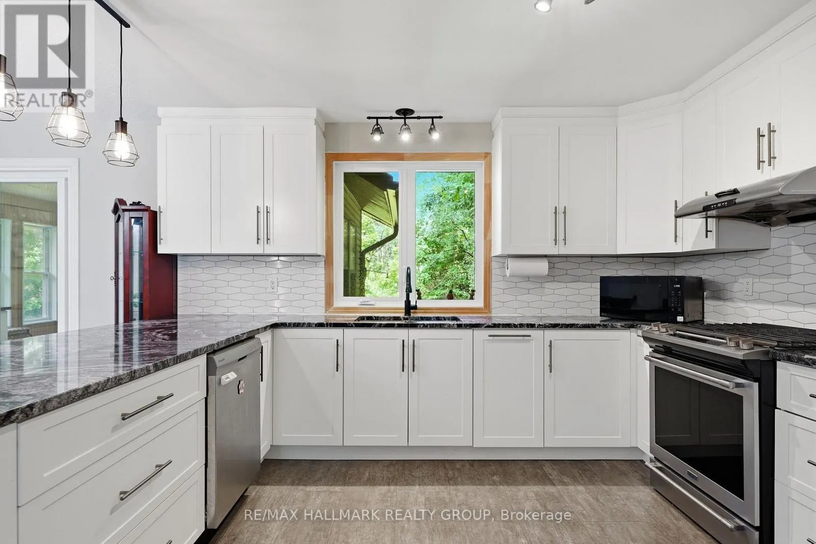601 LAKE GEORGE ROAD
