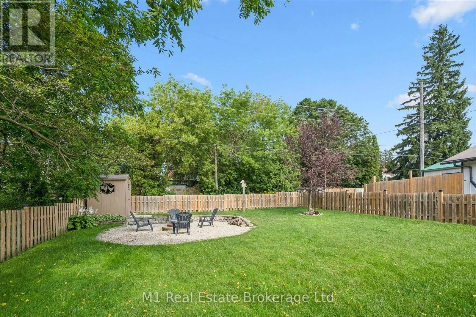 691 ST ANDREW STREET W