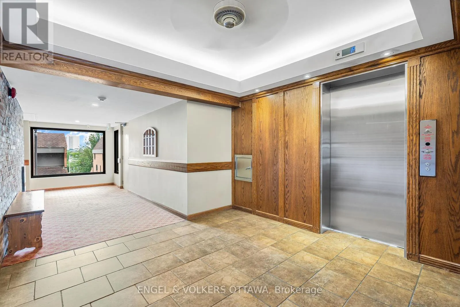 5 - 135 SPRINGFIELD ROAD