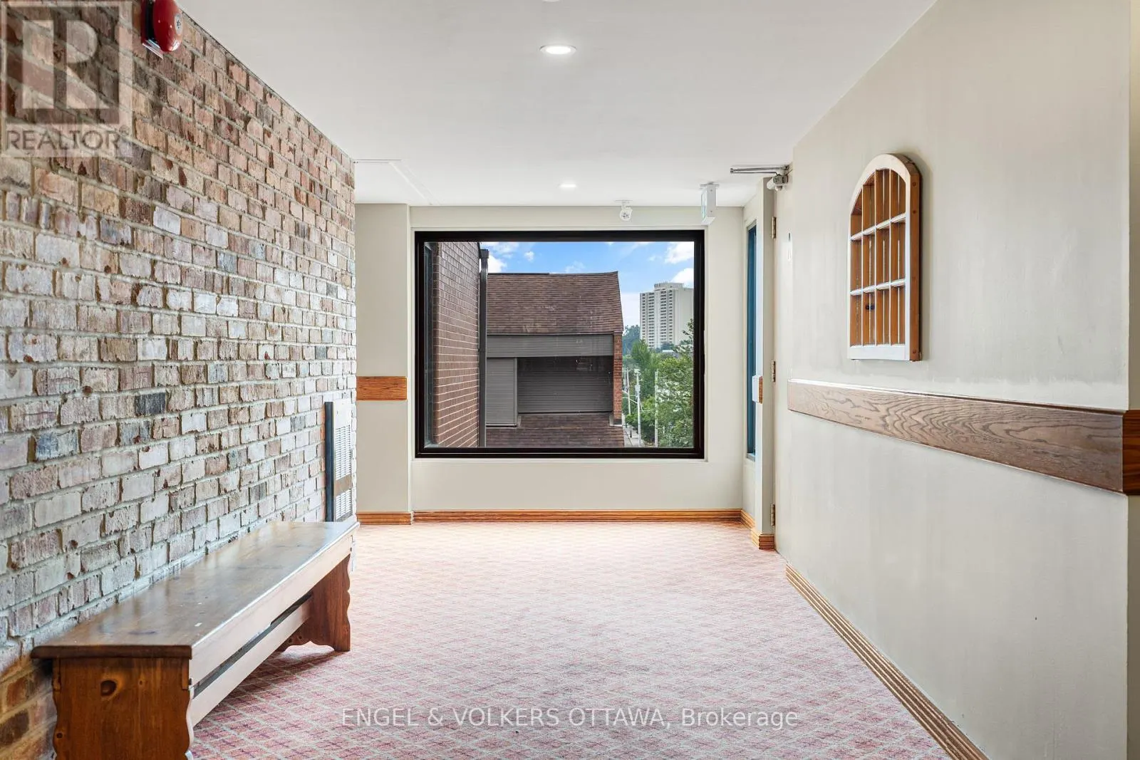5 - 135 SPRINGFIELD ROAD