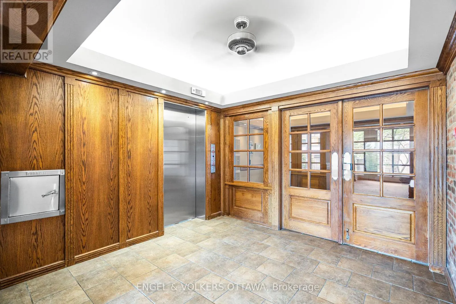 5 - 135 SPRINGFIELD ROAD