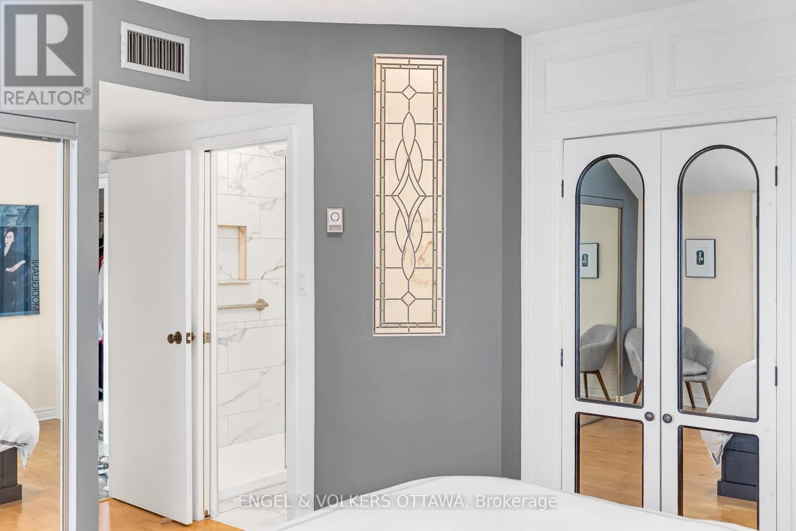 5 - 135 SPRINGFIELD ROAD