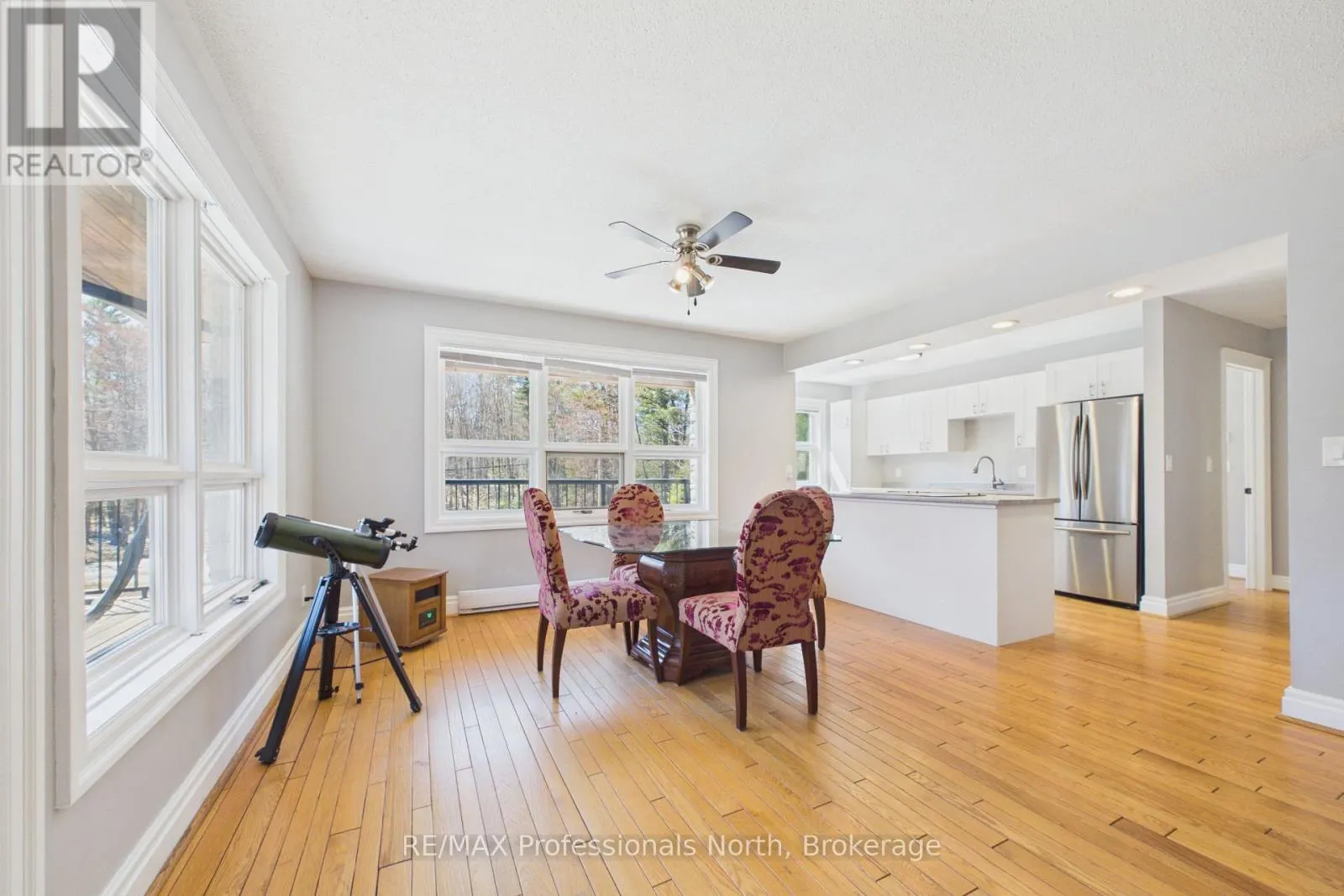 1196 RAVENSCLIFFE ROAD