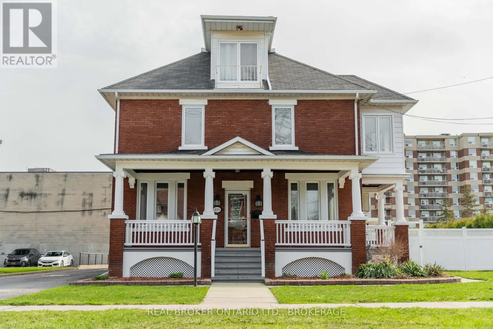 109 YORK STREET