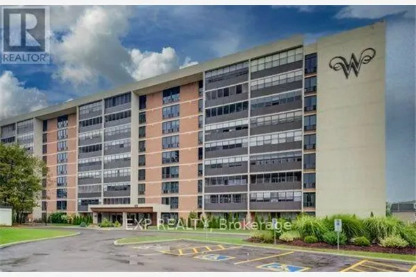 412 - 65 WESTMOUNT ROAD N
