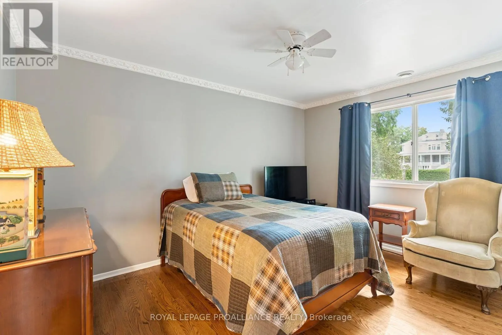 5 ROCKCLIFFE ROAD