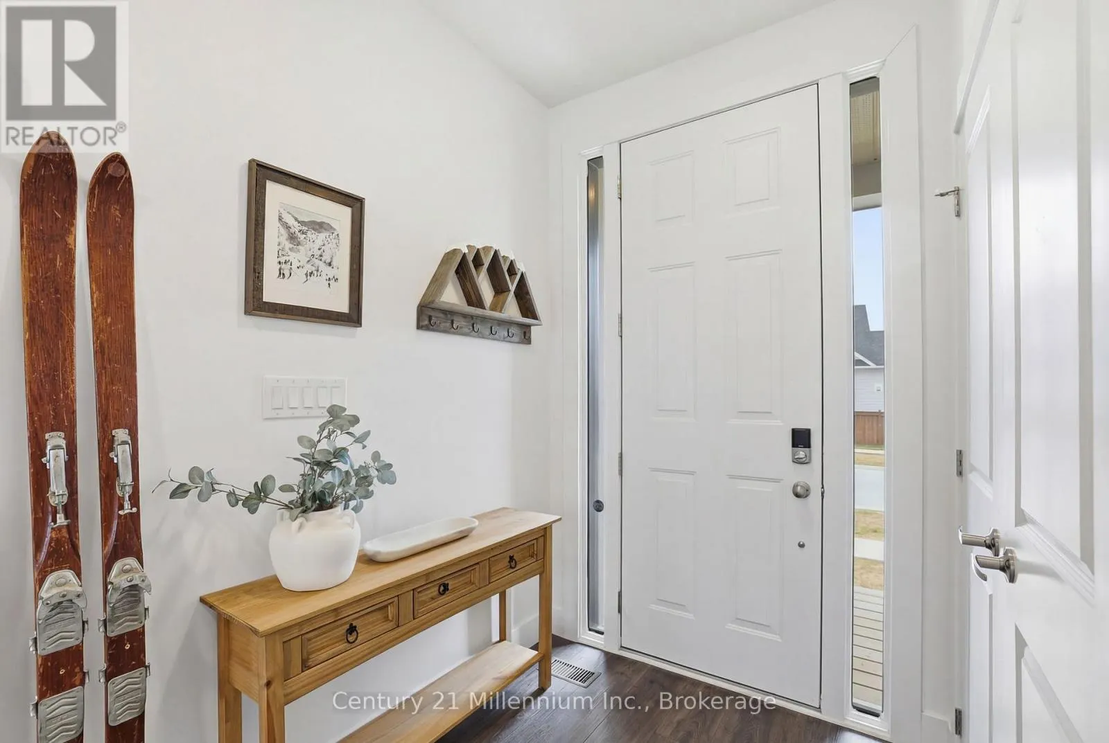 115 COURTLAND STREET