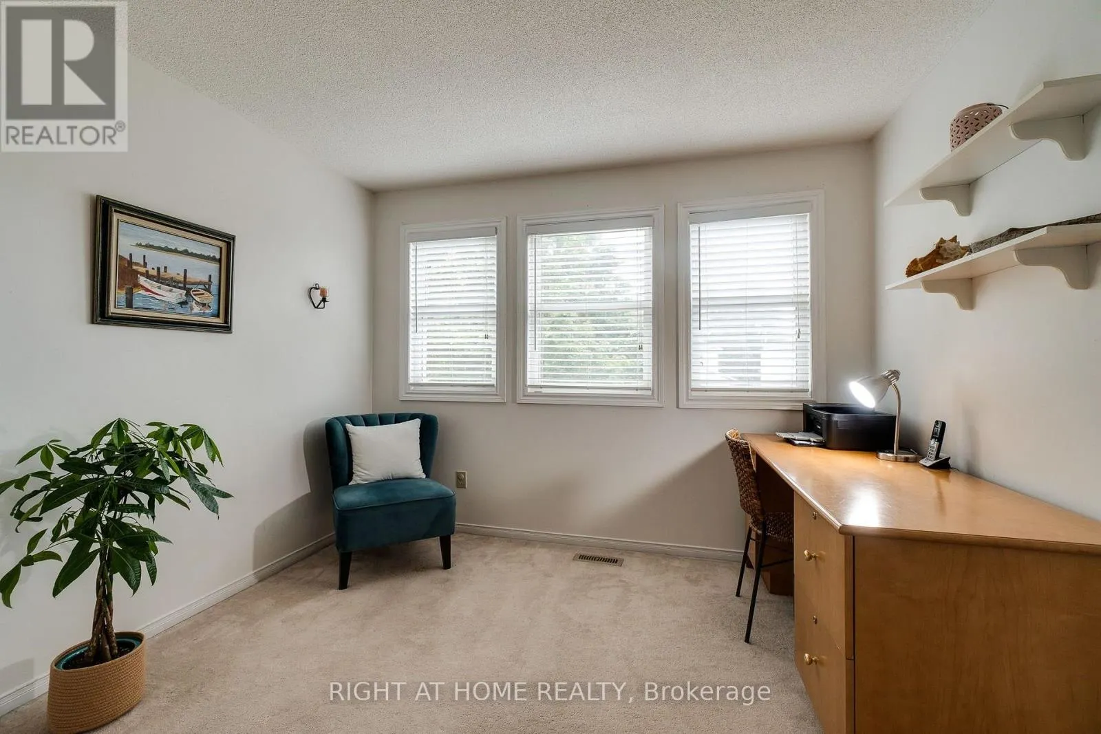 234 PHILIP COURT W