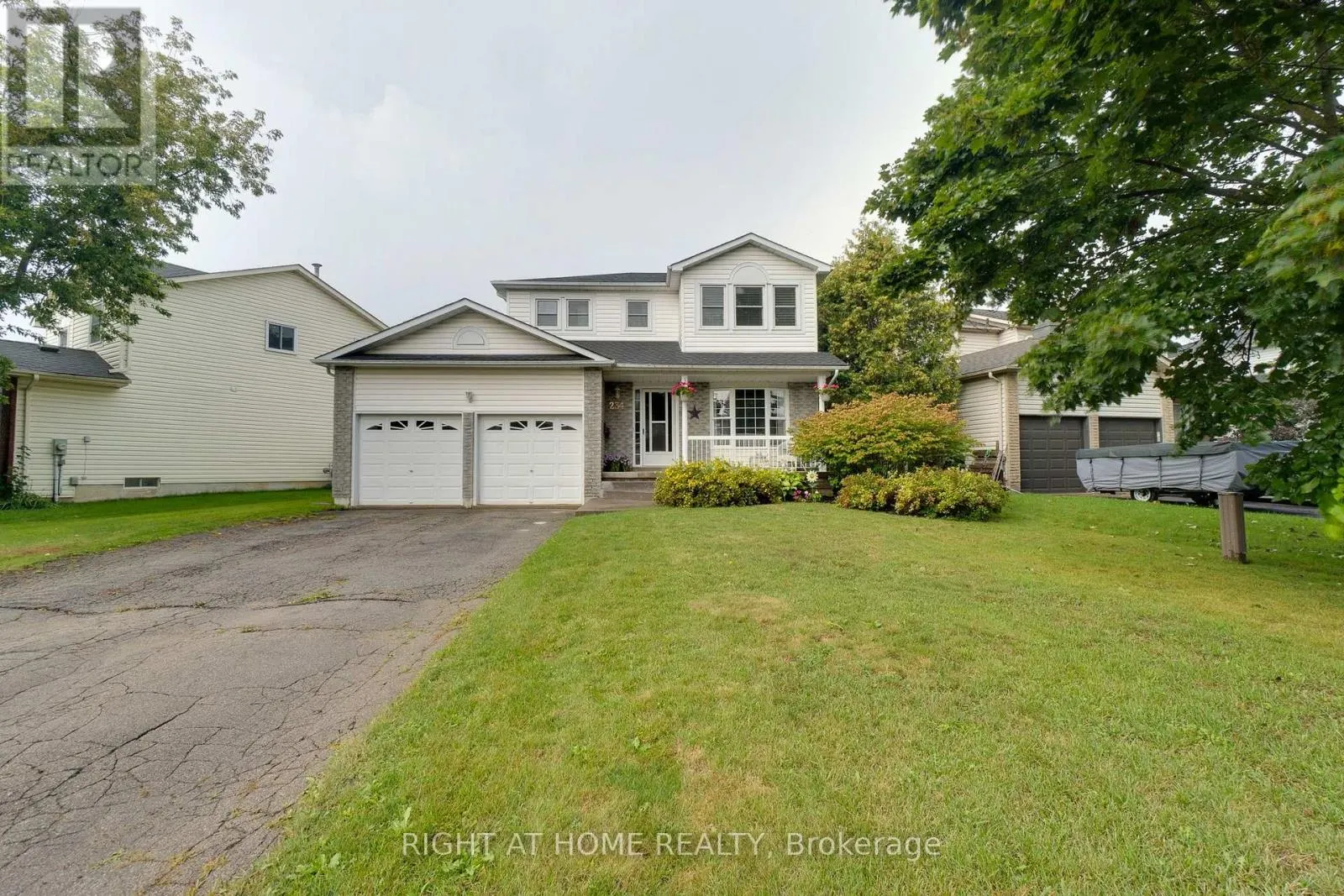 234 PHILIP COURT W