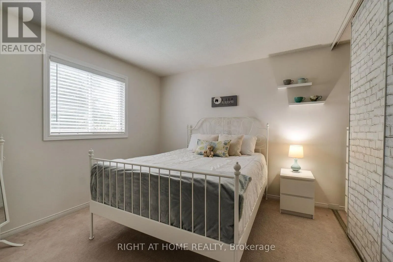 234 PHILIP COURT W