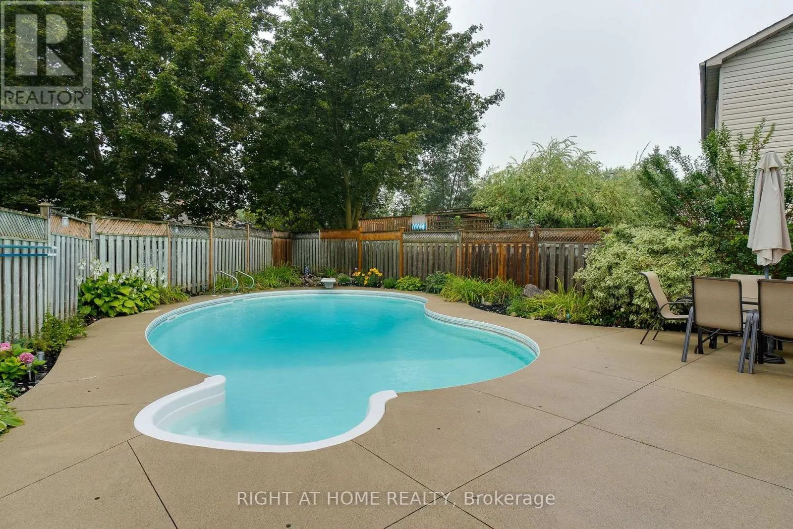 234 PHILIP COURT W