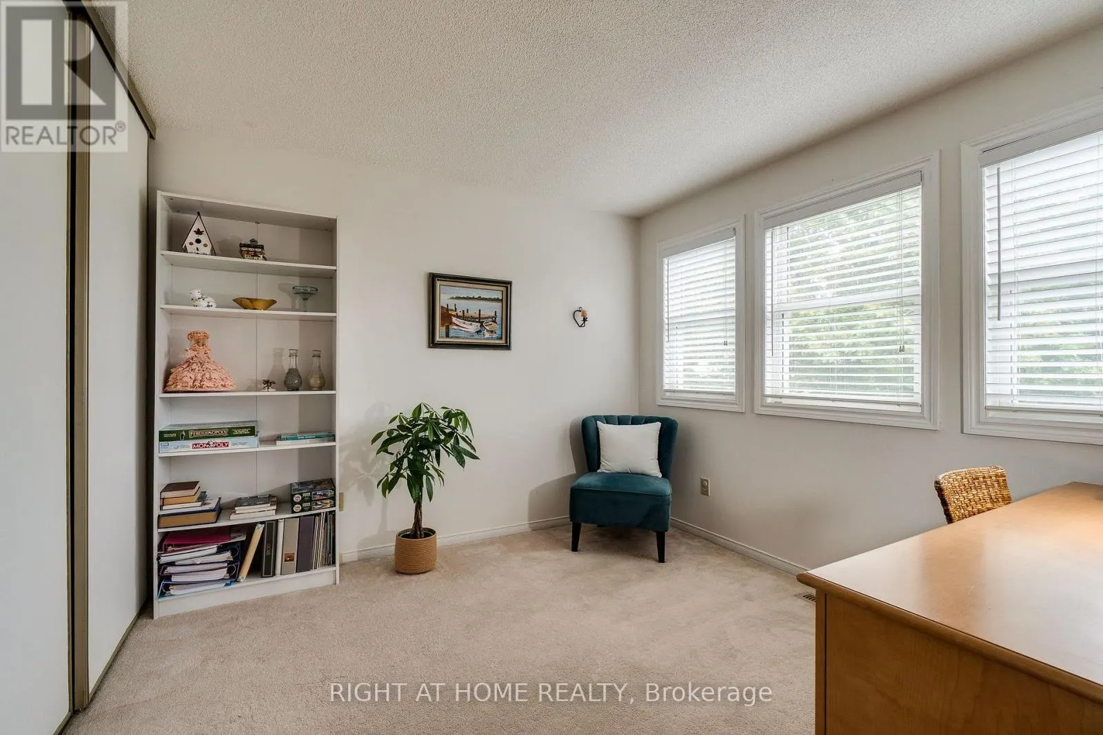 234 PHILIP COURT W