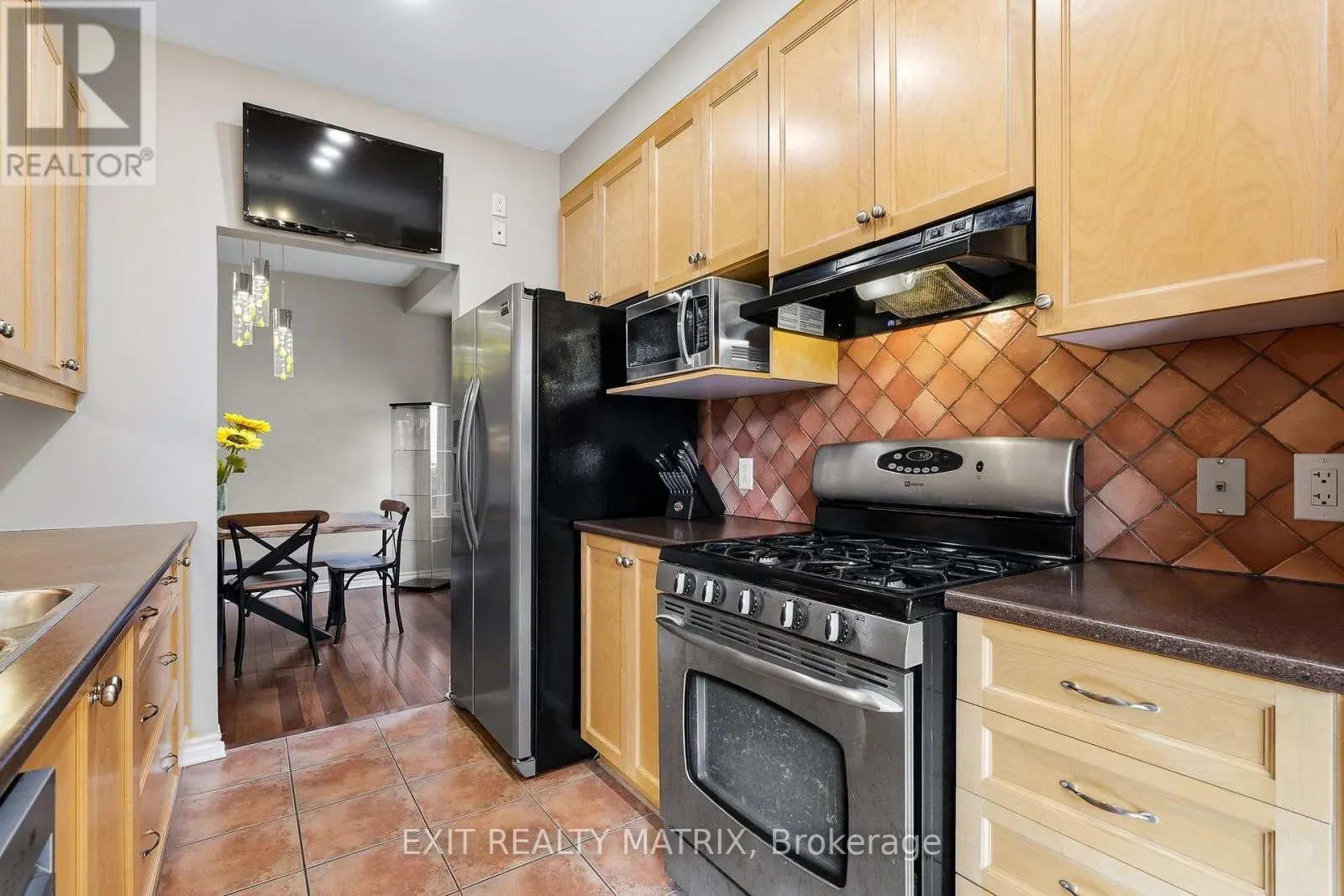 4233 KELLY FARM DRIVE