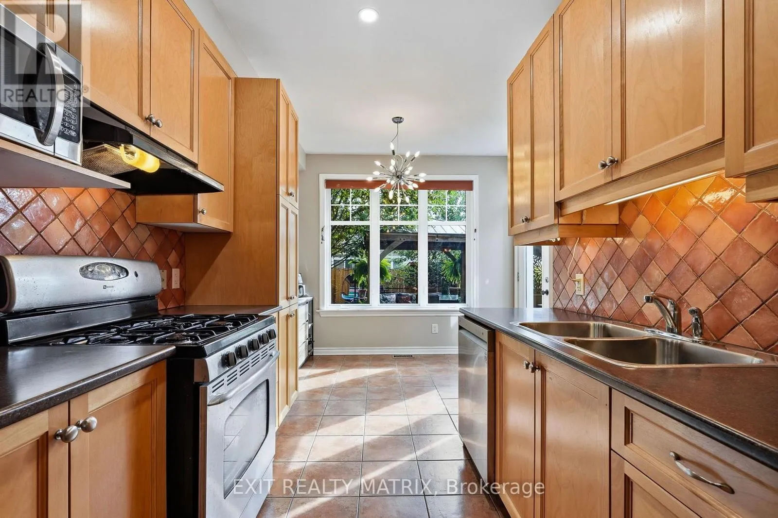 4233 KELLY FARM DRIVE