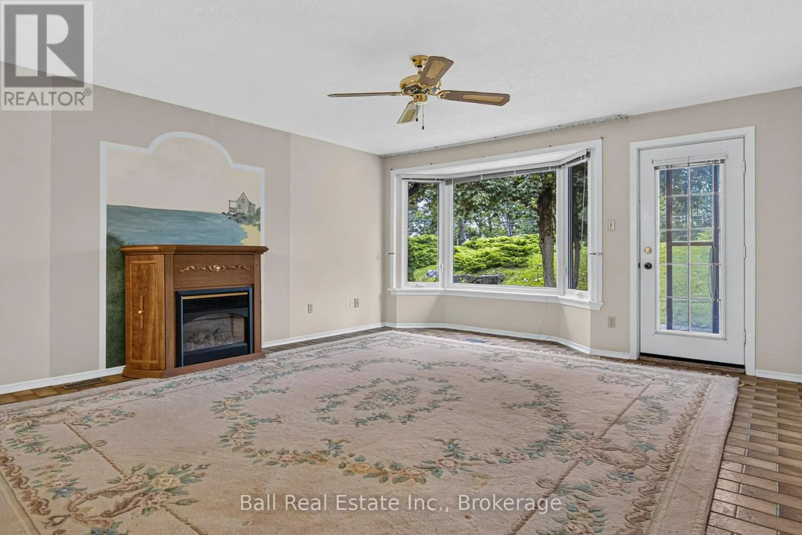 103 - 200 EAST ST S #103