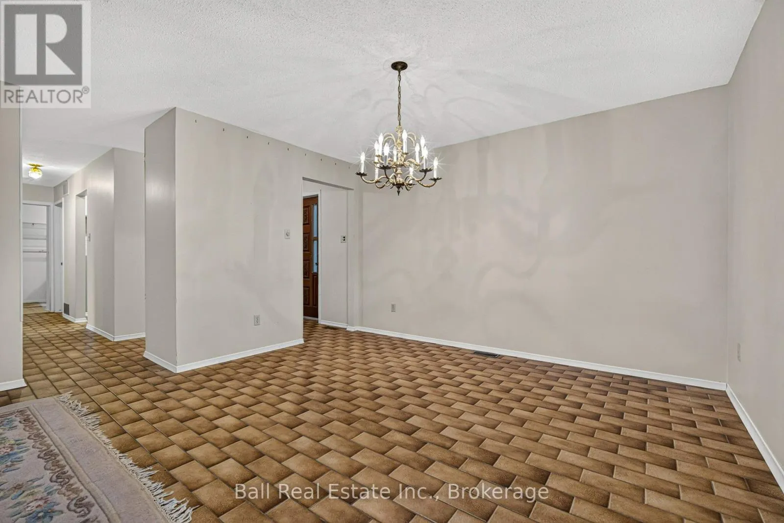 103 - 200 EAST ST S #103