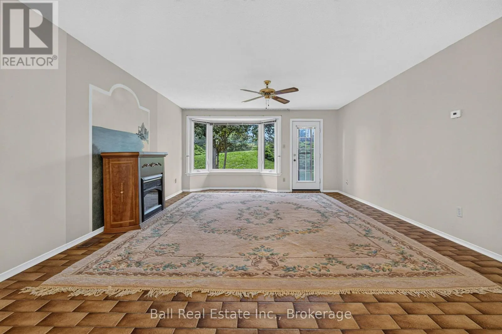103 - 200 EAST ST S #103
