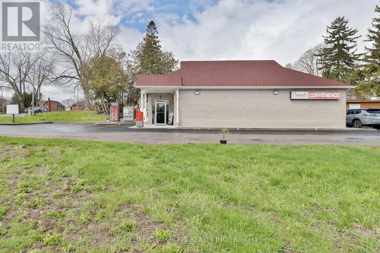 422 KING STREET W
