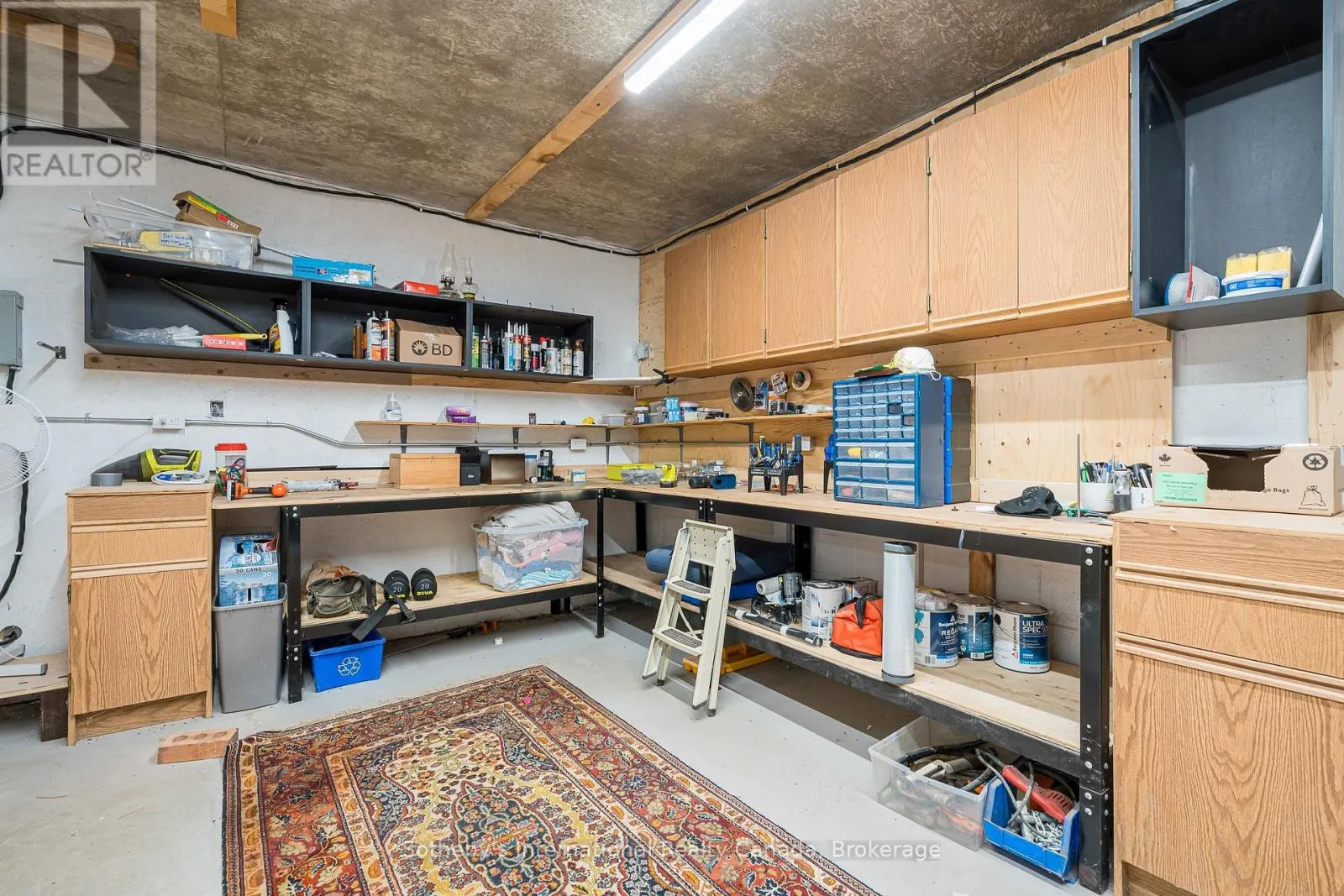 359288 GREY RD 15
