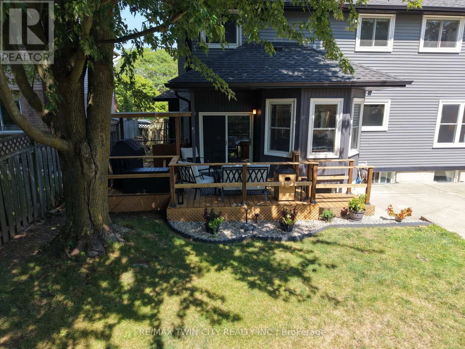 324 COOPER STREET