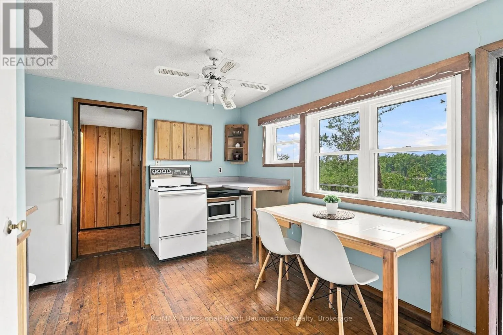 1803 CRYSTAL LAKE ROAD