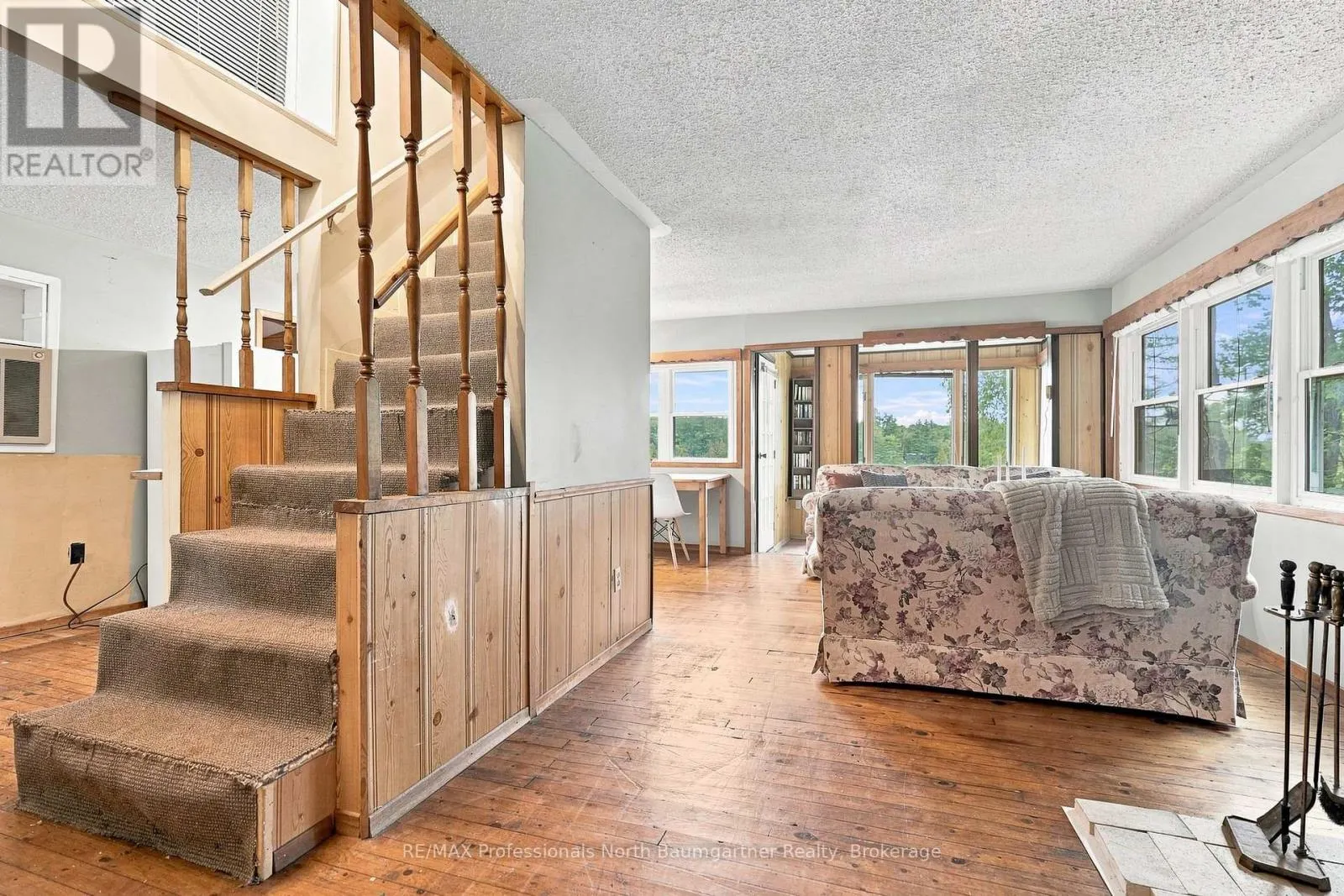 1803 CRYSTAL LAKE ROAD