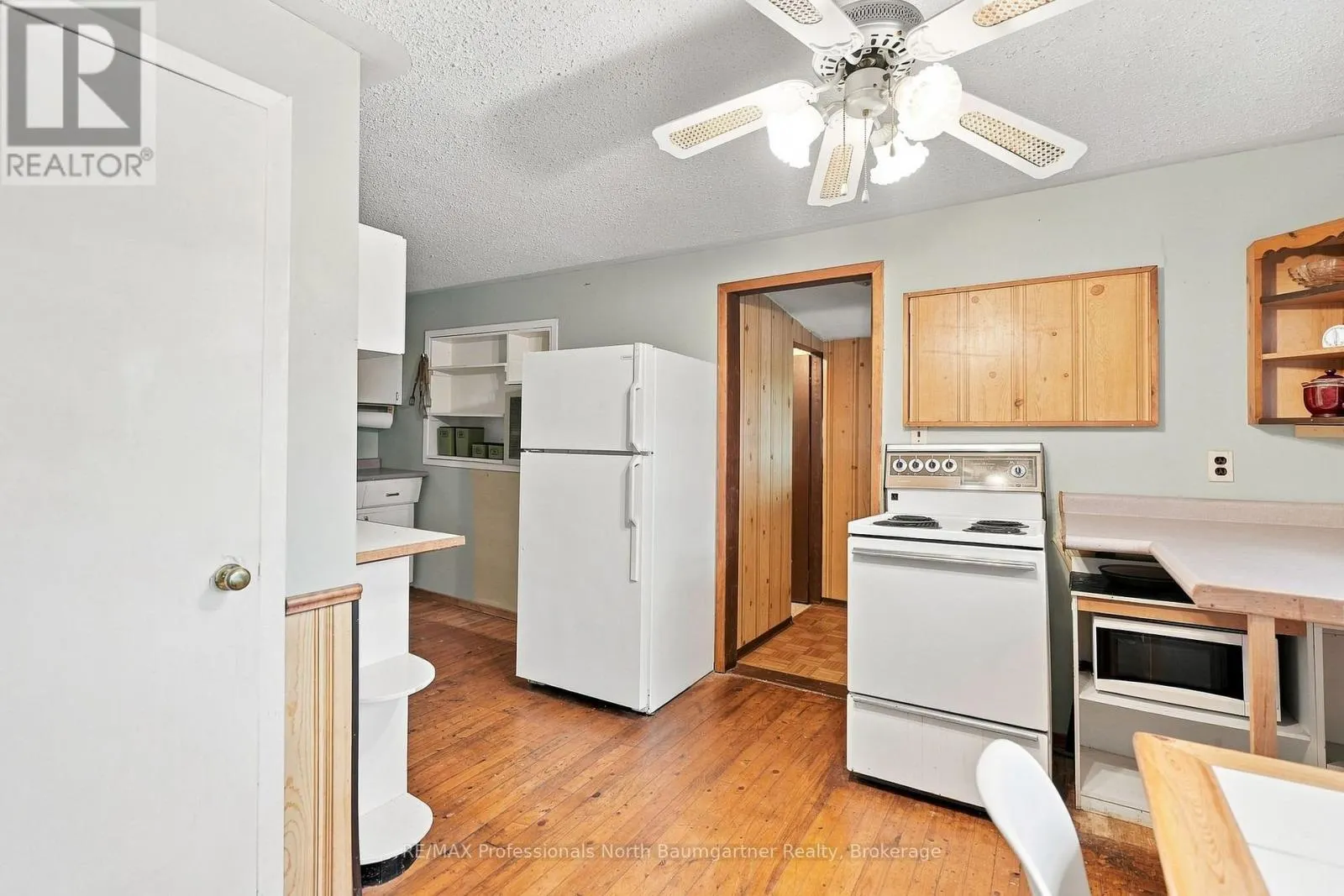 1803 CRYSTAL LAKE ROAD