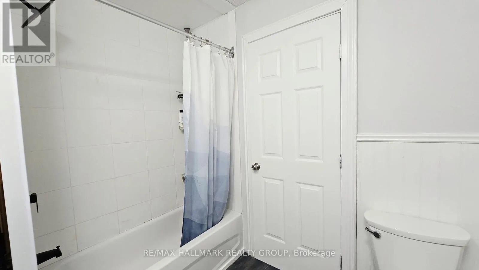 1153 BAYVIEW DRIVE