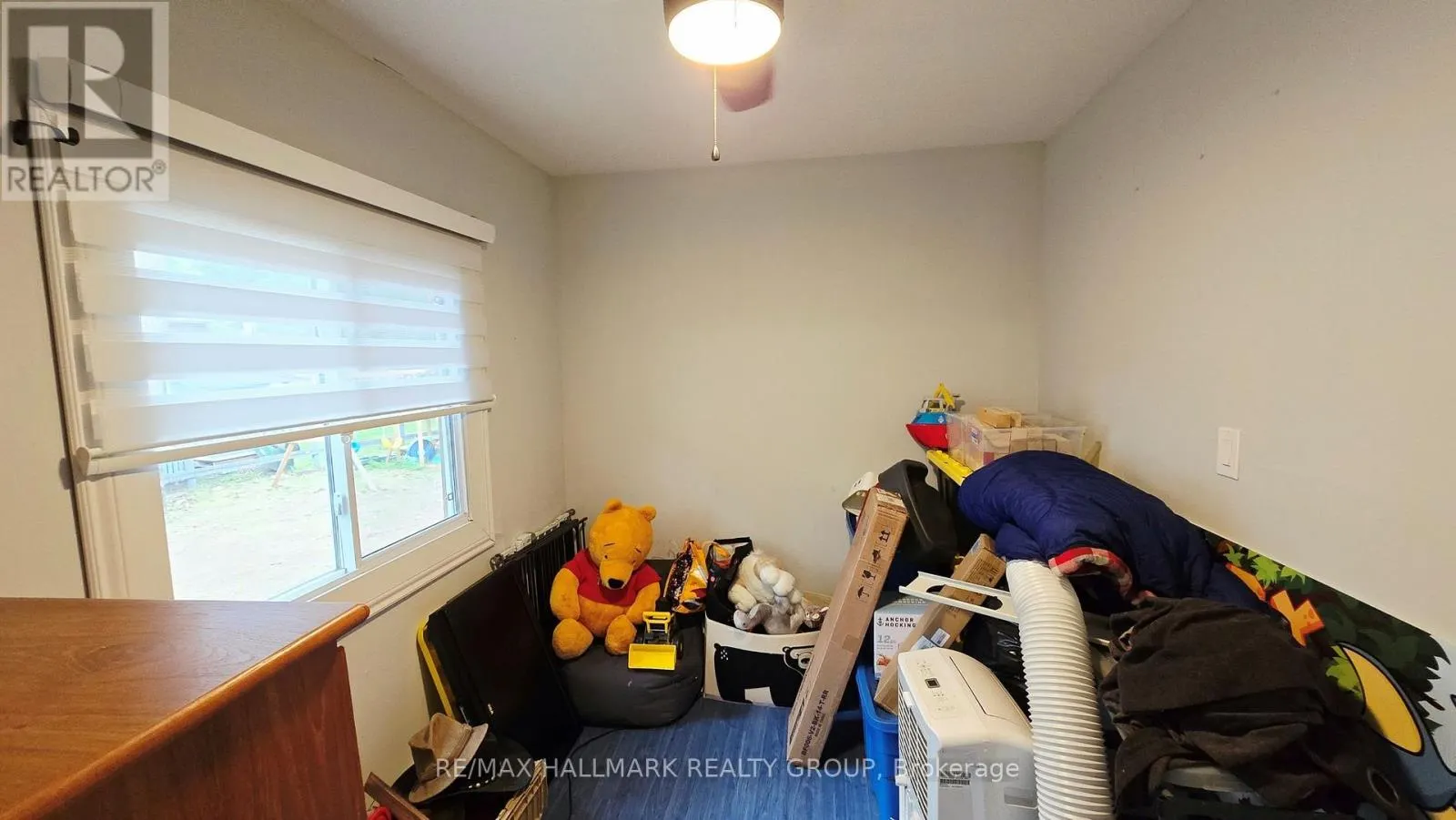 1153 BAYVIEW DRIVE