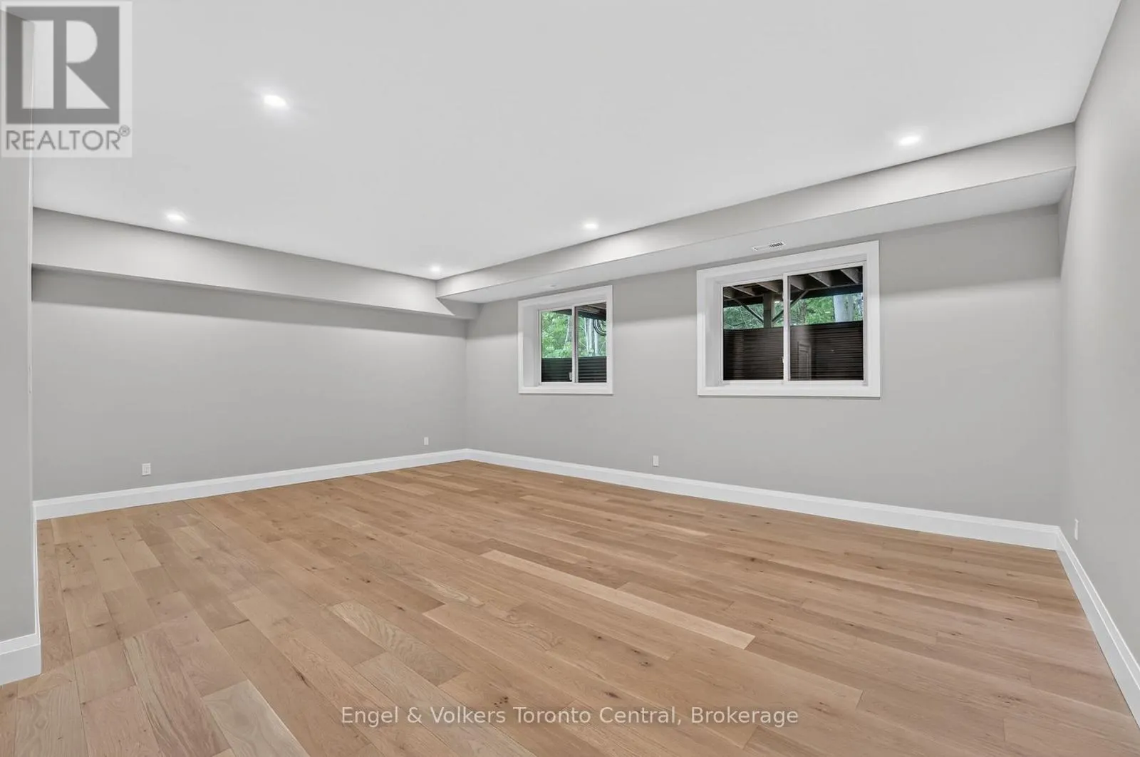 1093 HIGHWAY 141 DRIVE