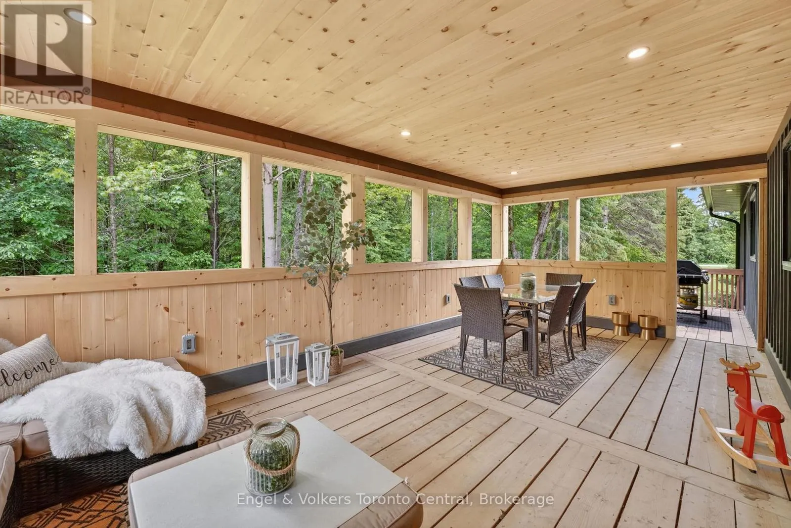 1093 HIGHWAY 141 DRIVE