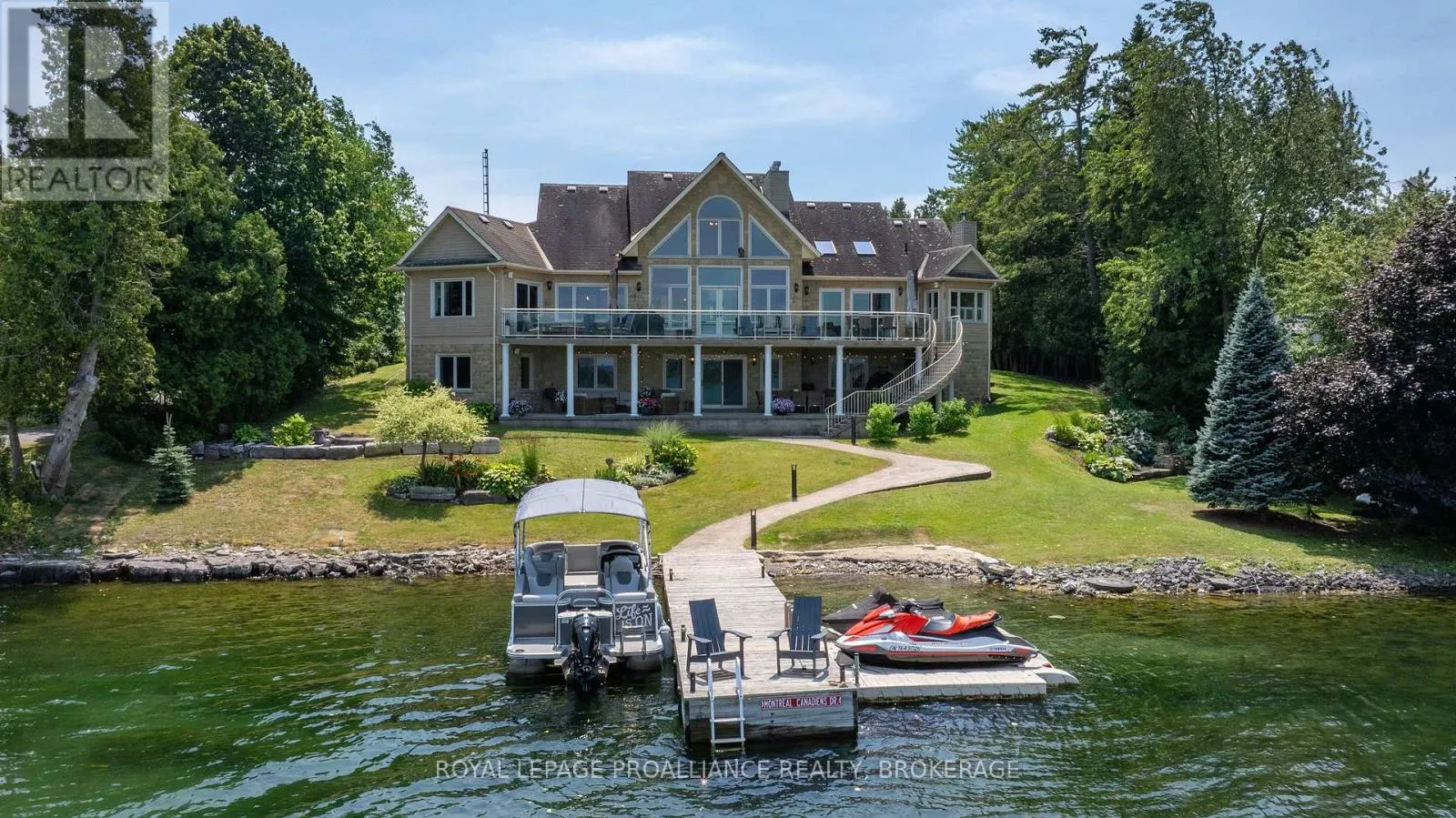 31 LEAVIS SHORES