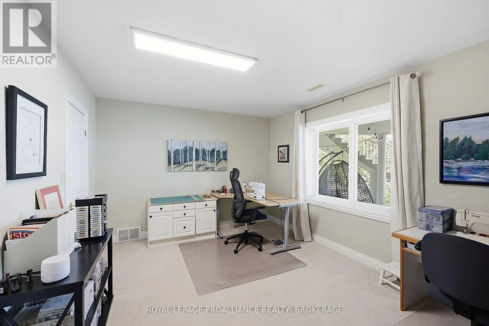 31 LEAVIS SHORES