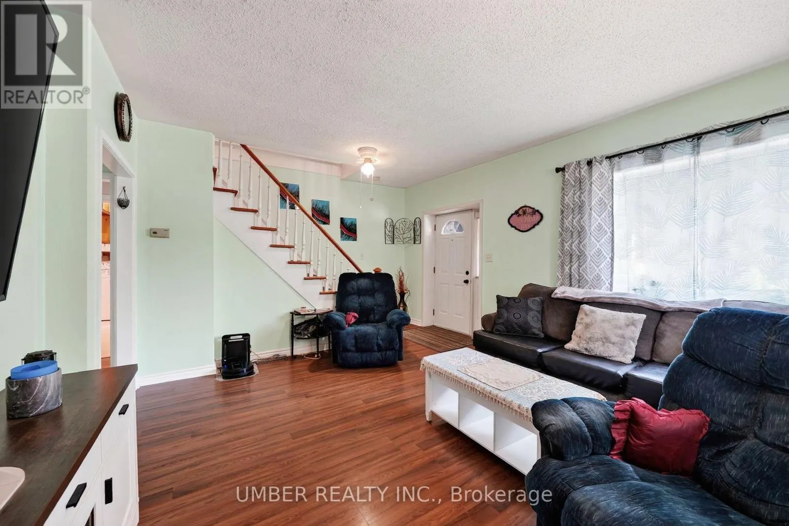 3318 MAIN STREET