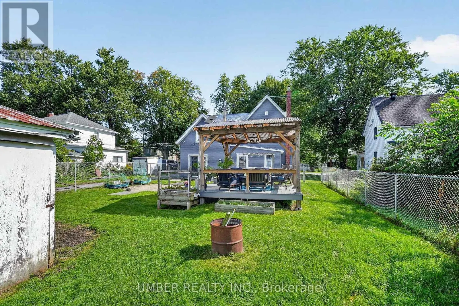 3318 MAIN STREET