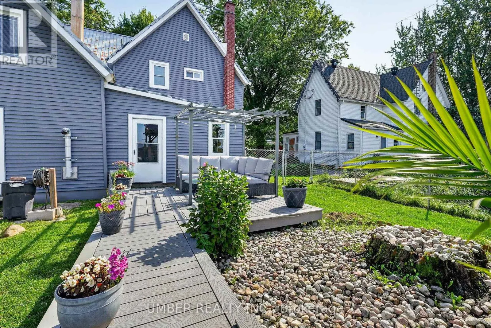 3318 MAIN STREET