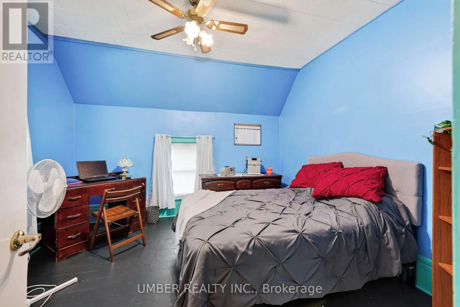 3318 MAIN STREET