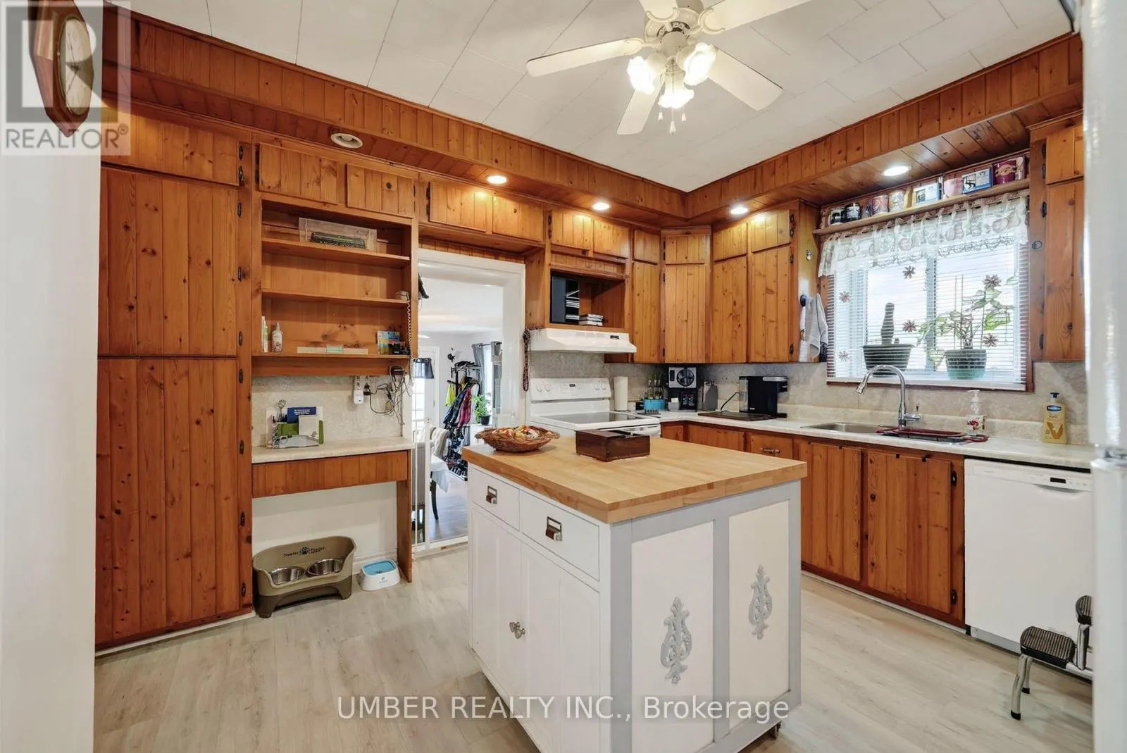 3318 MAIN STREET