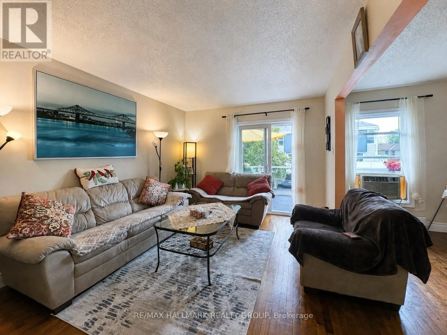 163 - 825 CAHILL DRIVE W