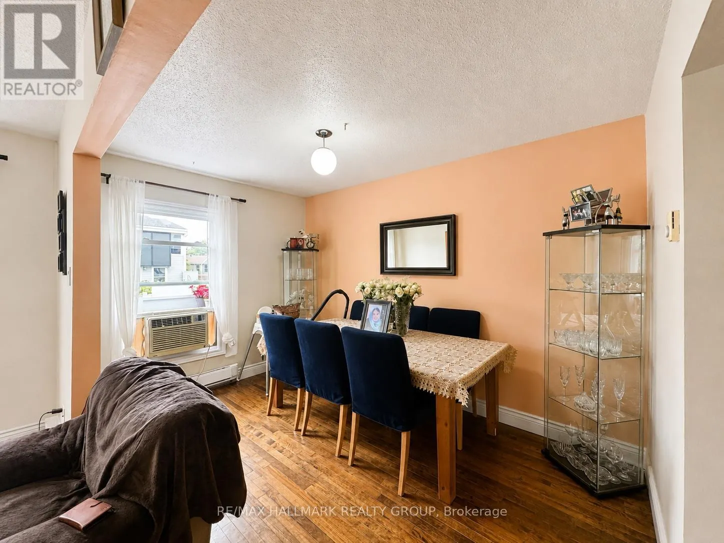 163 - 825 CAHILL DRIVE W